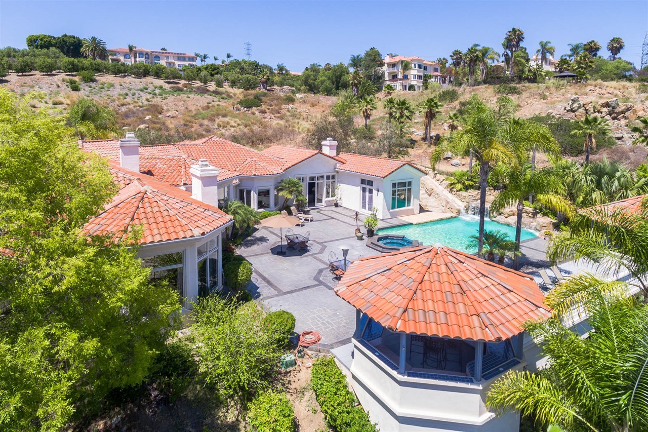 7301 Vista Rancho Court Rancho Santa Fe, CA 92091 - Photo 3 of 25