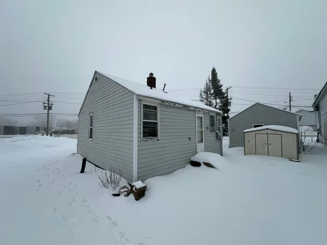 $89,900 | 604 Industrial Road, Moose Lake, MN 55767