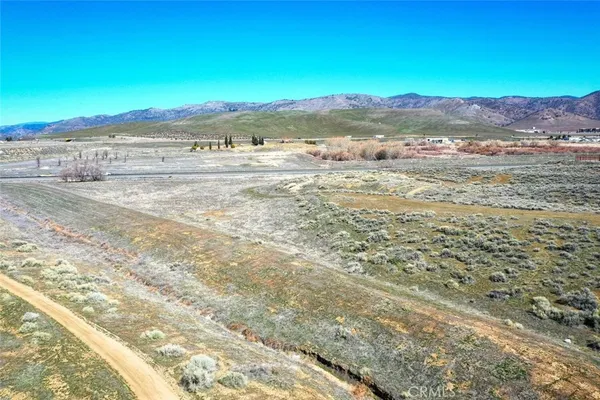 $2,000,000 | 0 Red Fir Court, Tehachapi, CA 93561