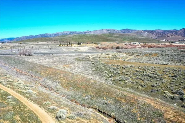 $2,000,000 | 0 Red Fir Court, Tehachapi, CA 93561