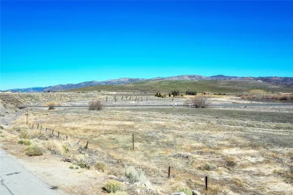 $2,000,000 | 0 Red Fir Court, Tehachapi, CA 93561