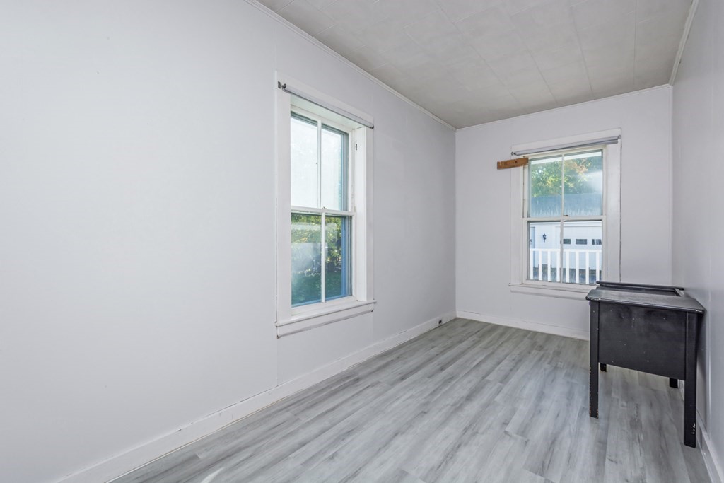 159 West Street Clinton, MA 01510 - Photo 17 of 42 Gallery Image 17