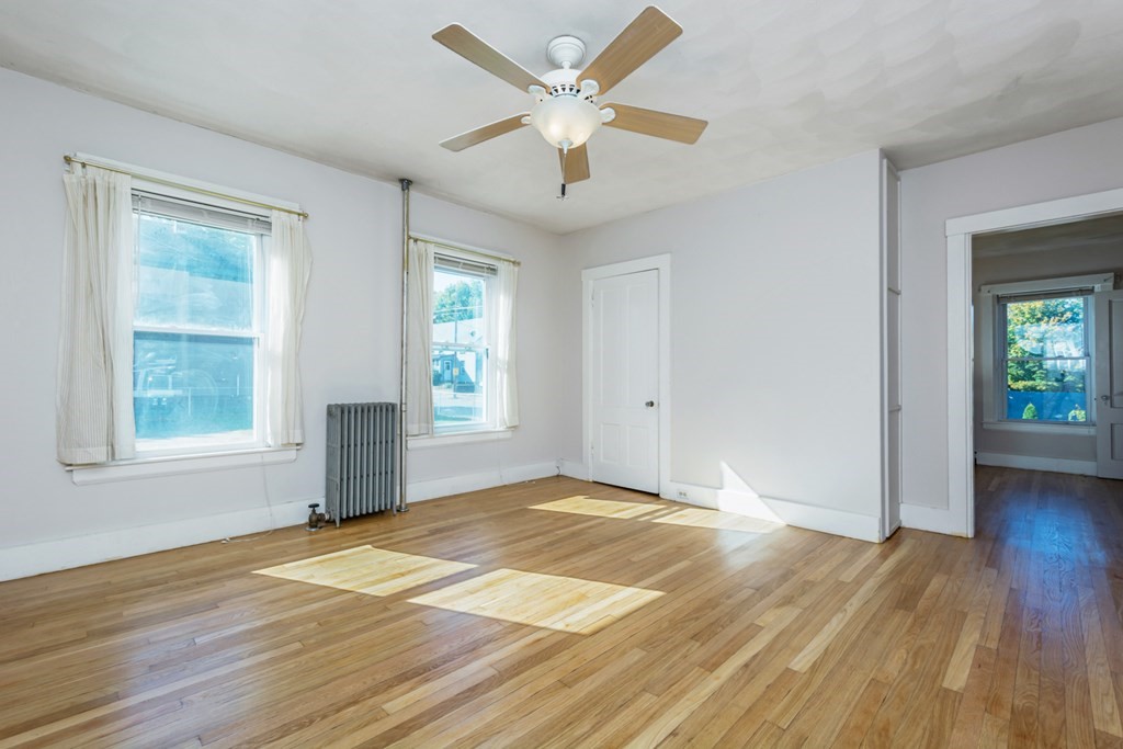 159 West Street Clinton, MA 01510 - Photo 9 of 42 Gallery Image 9
