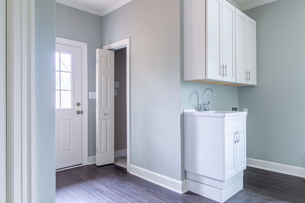 1017 Cairo Road Gallatin, TN 37066 - Photo 17 of 50 a view of cabinets with wooden floor