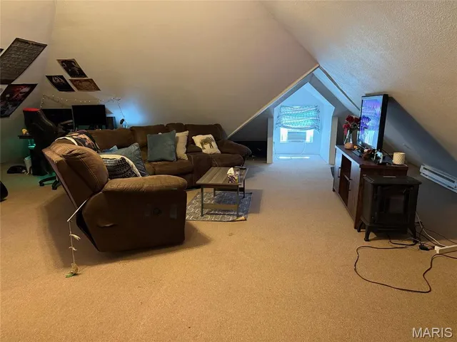 $179,000 | 300 East 2nd Street, Pana, IL 62557