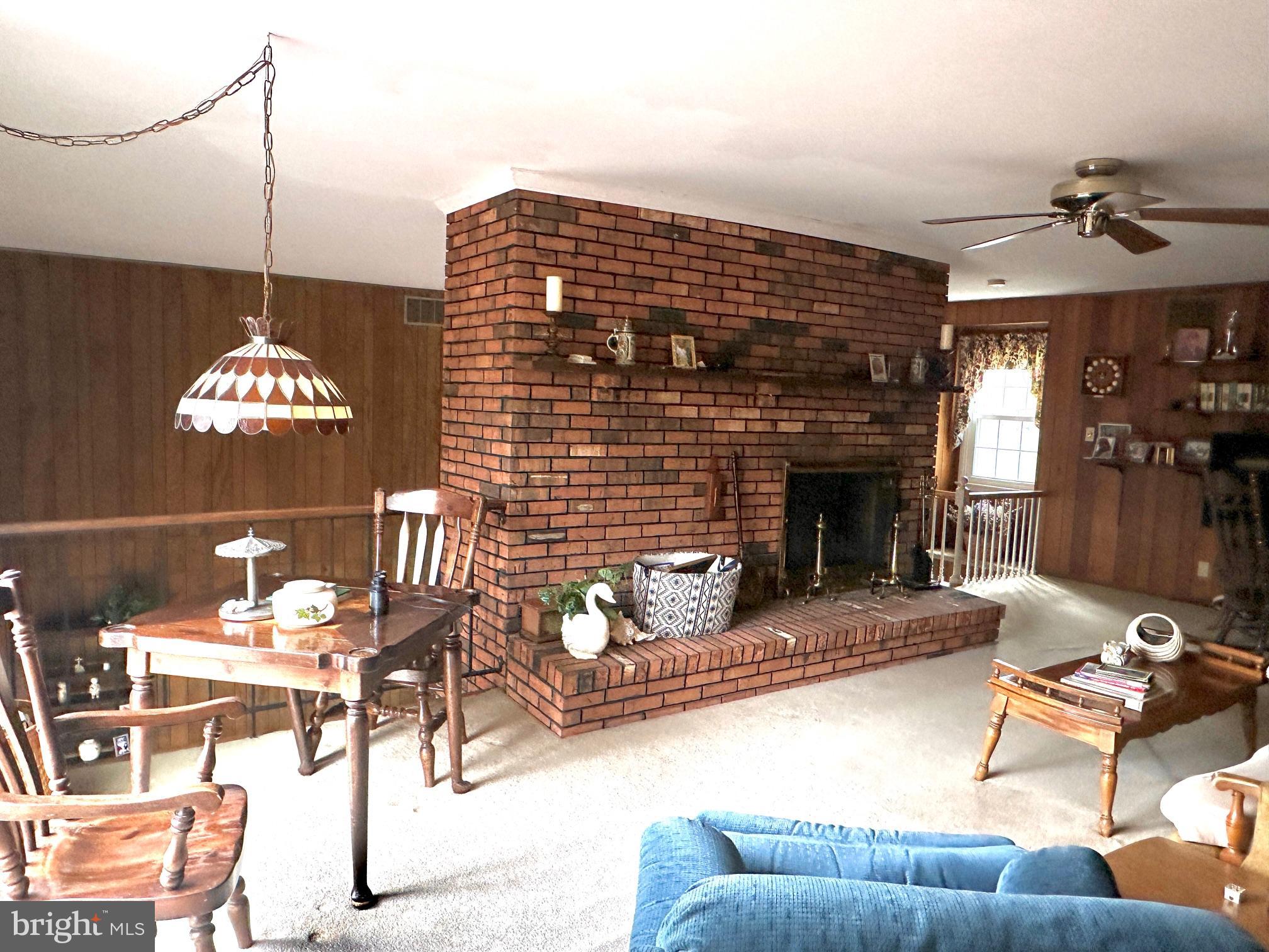 322 Halsey Road Annapolis, MD 21401 - Photo 20 of 56 2nd Floor Fam. Rm, could be part of Primary suite