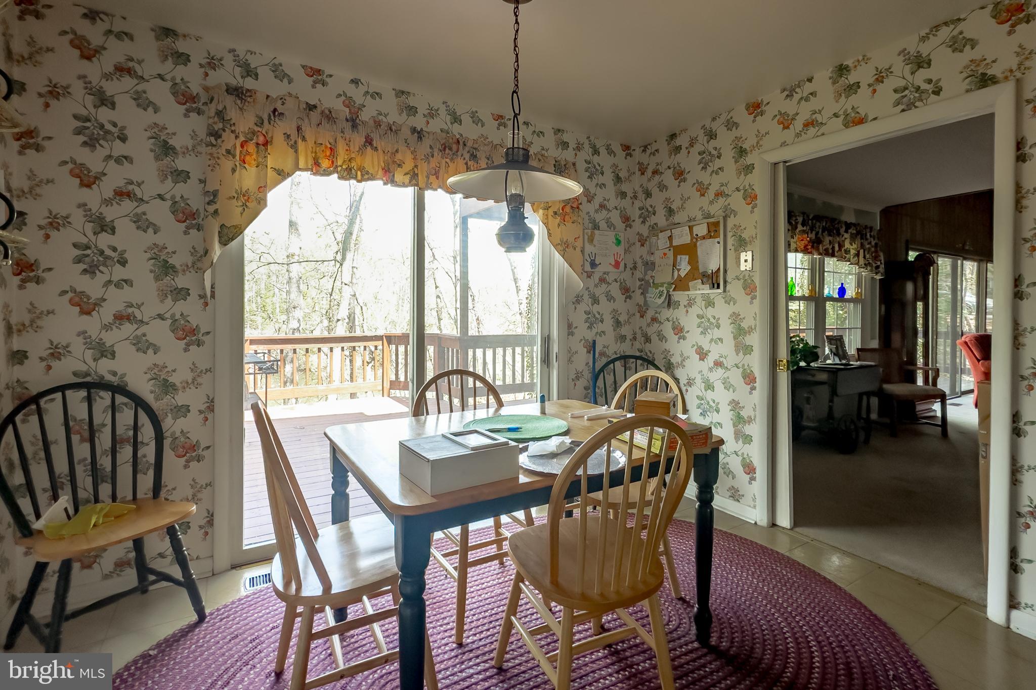 322 Halsey Road Annapolis, MD 21401 - Photo 46 of 56 Kitchen/Breakfast area