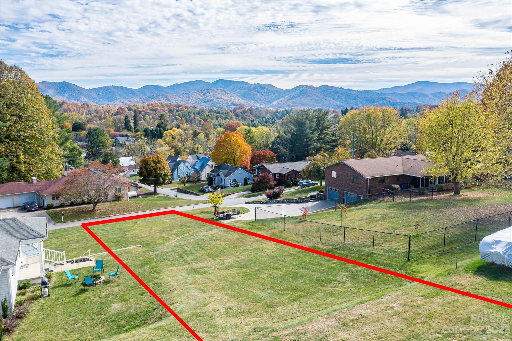 99999 Allen Street Canton, NC 28716 - Photo 2 of 6