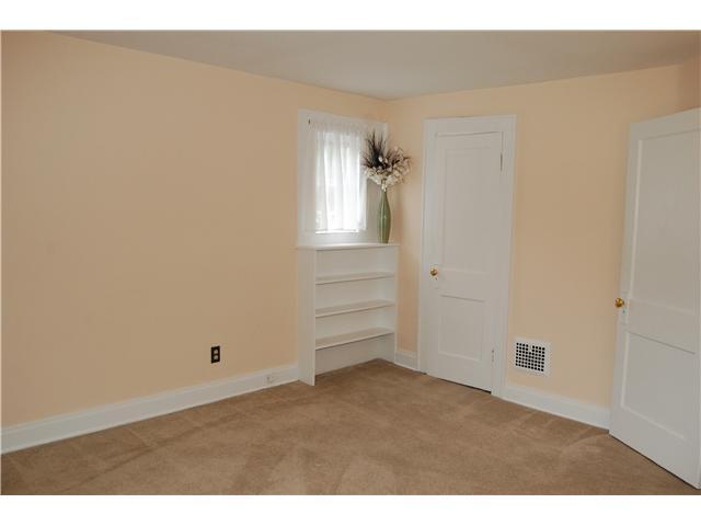 536 East Torrence Road Columbus, OH 43214 - Photo 16 of 25 Gallery Image 16