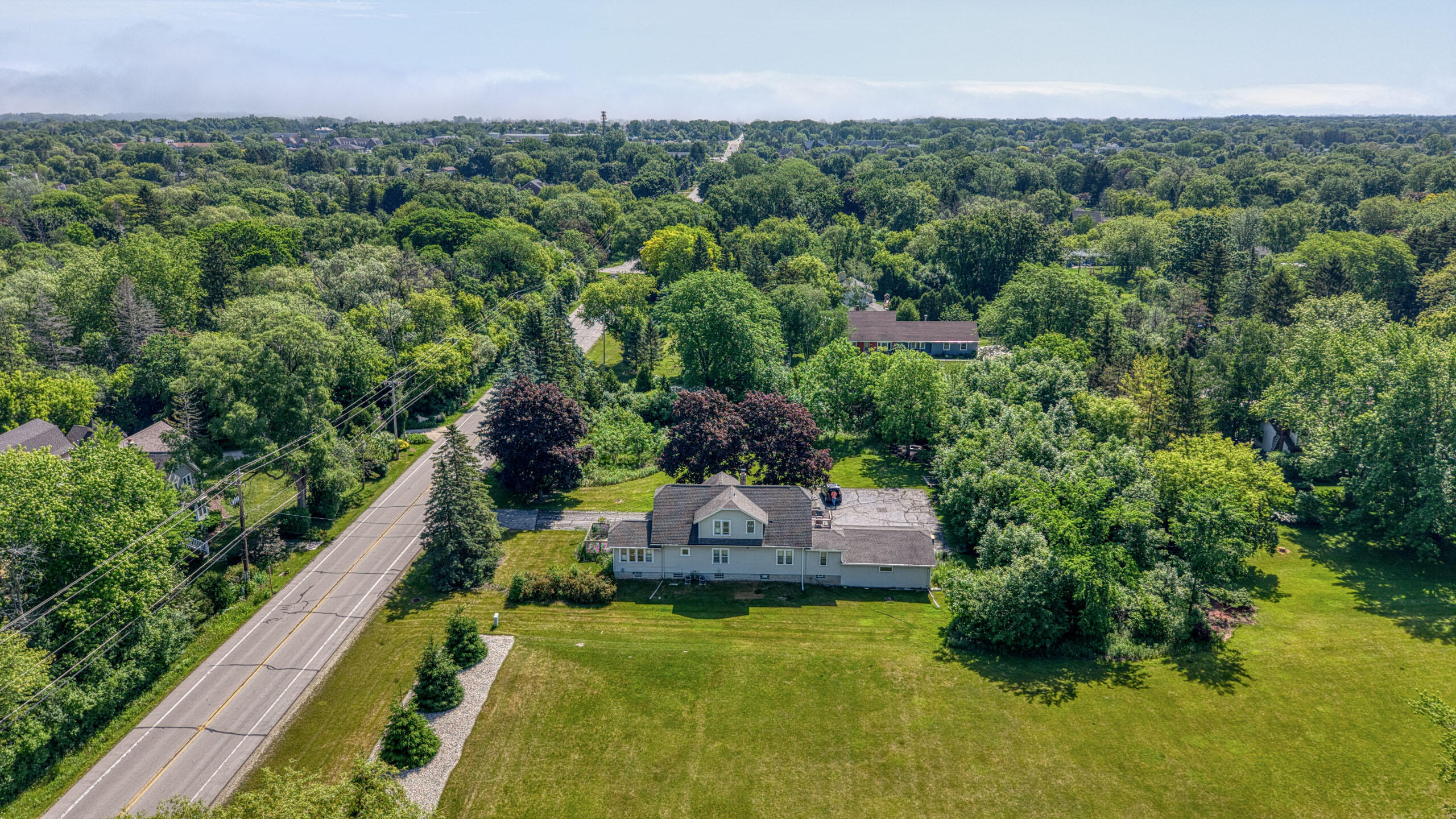 2029 West Donges Bay Road, Unit 2031 Mequon, WI 53092 - Photo 51 of 68 Aerial View