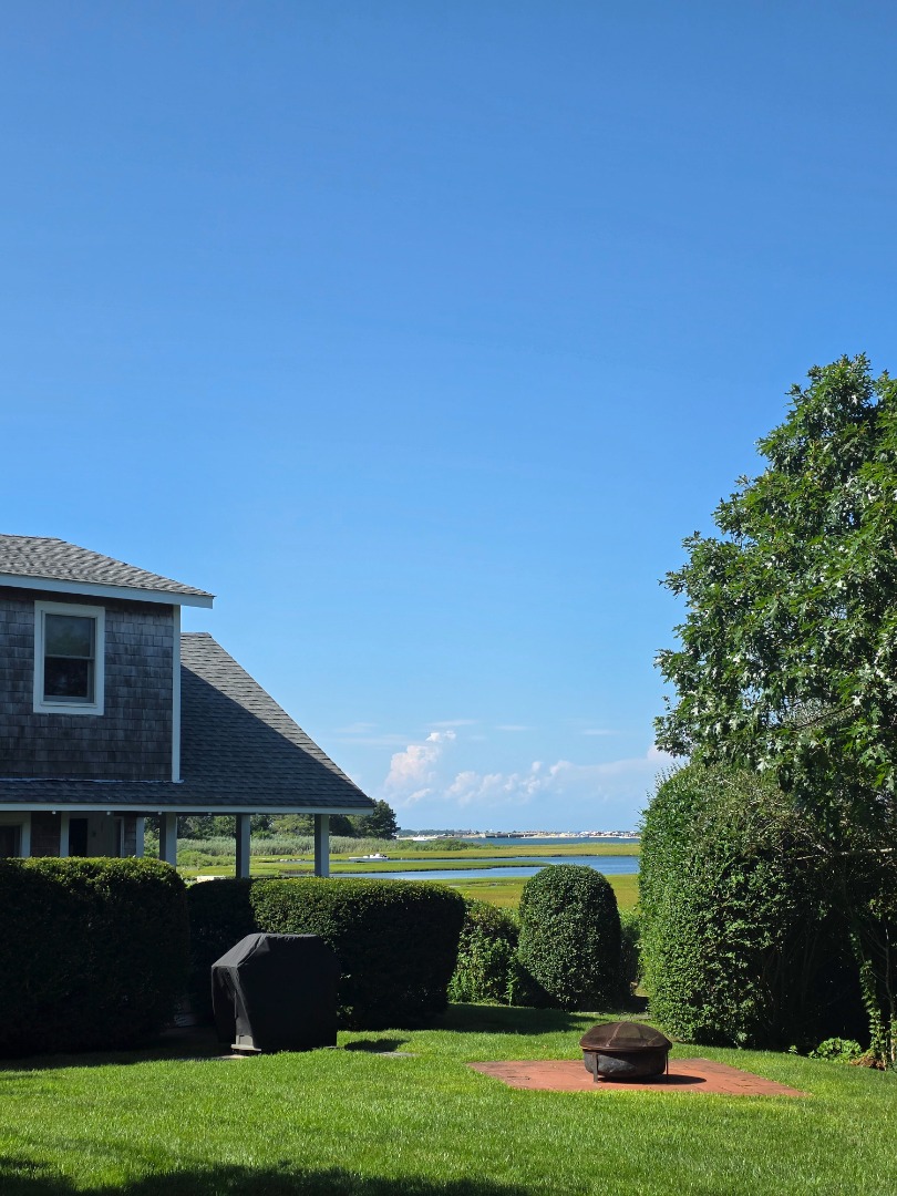 49 The Boulevard Edgartown, MA 02539 - Photo 9 of 49 Gallery Image 9