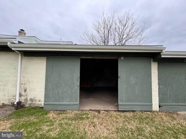 $299,900 | 1330 Read Street, Wilmington, DE 19805