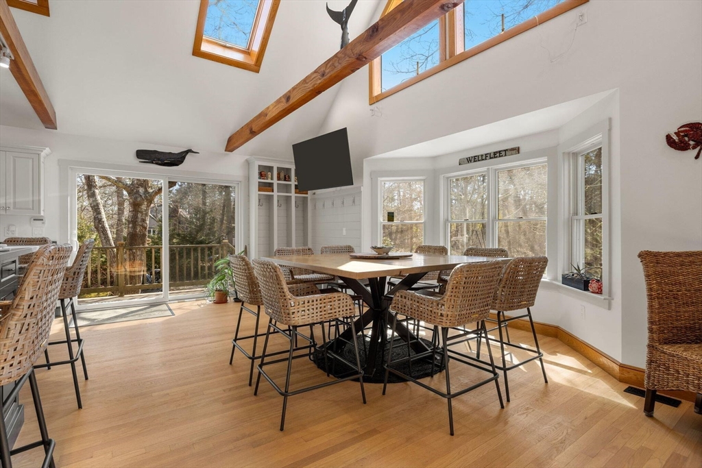 85 Pier Road Wellfleet, MA 02667 - Photo 7 of 42 Gallery Image 7