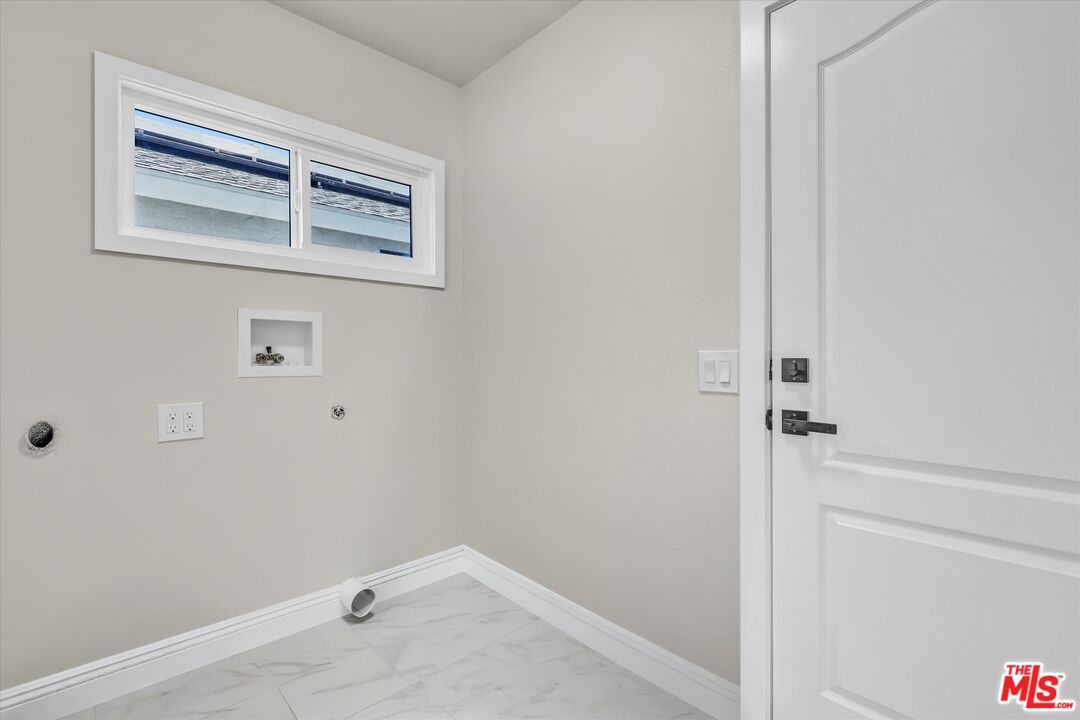 24621 Vía Del Rio Lake Forest, CA 92630 - Photo 18 of 42