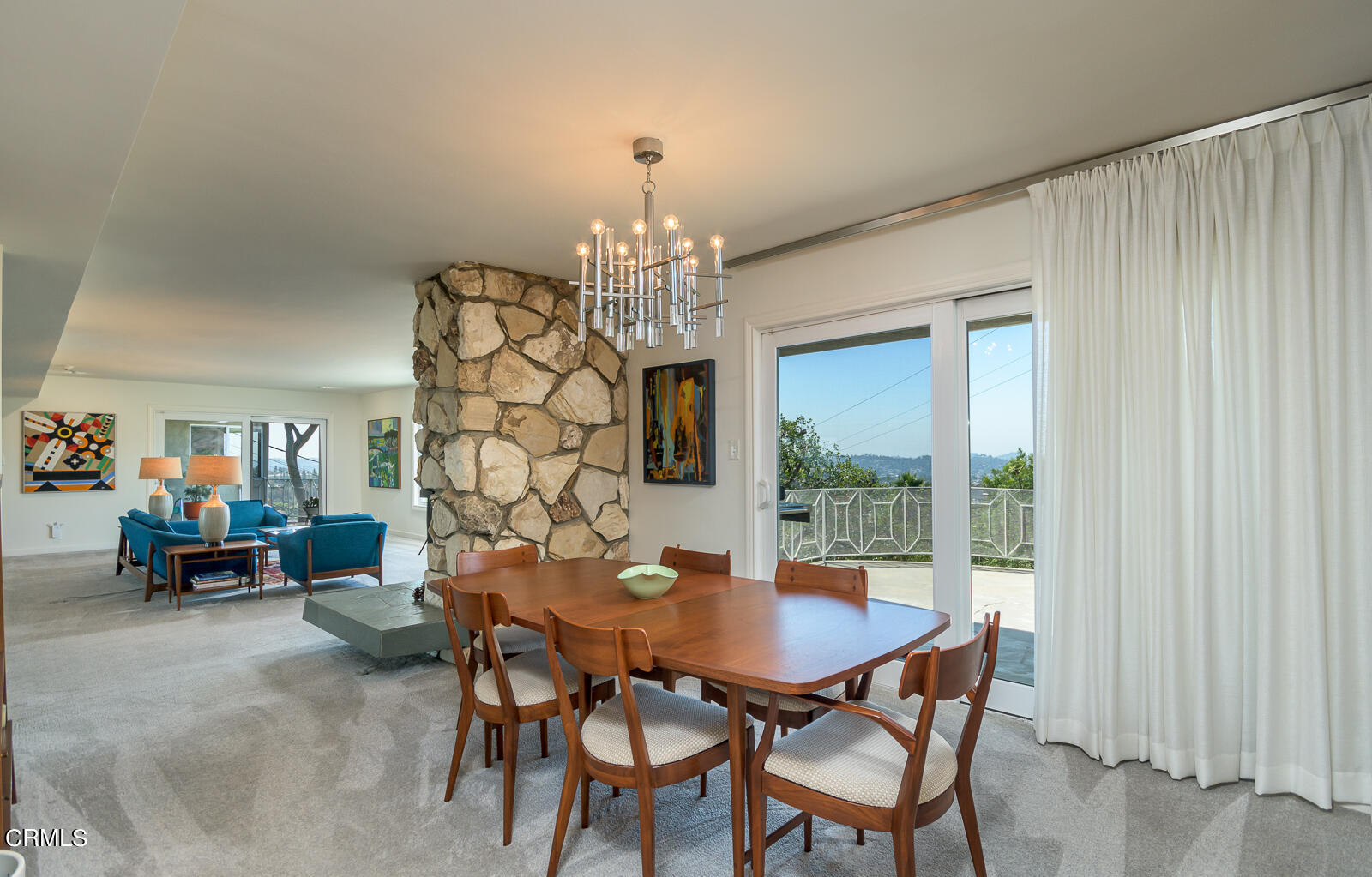 667 Glen Avenue Glendale, CA 91206 - Photo 10 of 46 a view of a dining room with furniture window and outside view
