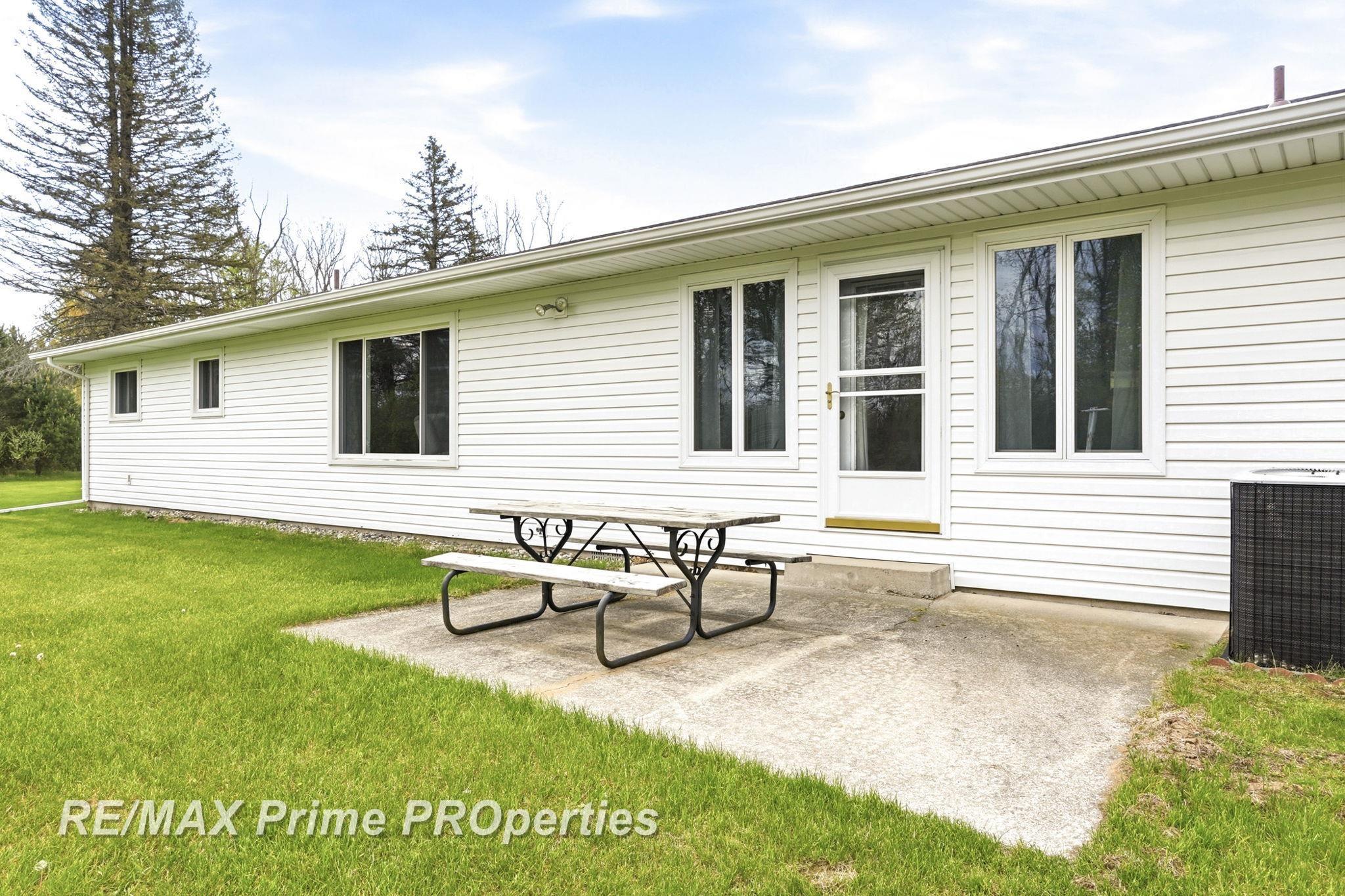 4301 East Curtis Road Birch Run, MI 48415 - Photo 41 of 59
