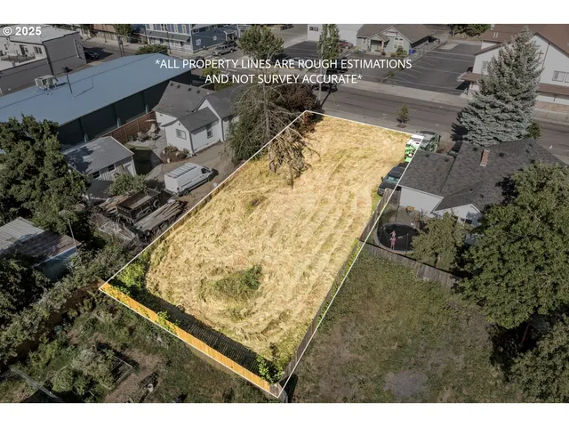 $120,000 | 206 South Molalla Avenue, Molalla, OR 97038