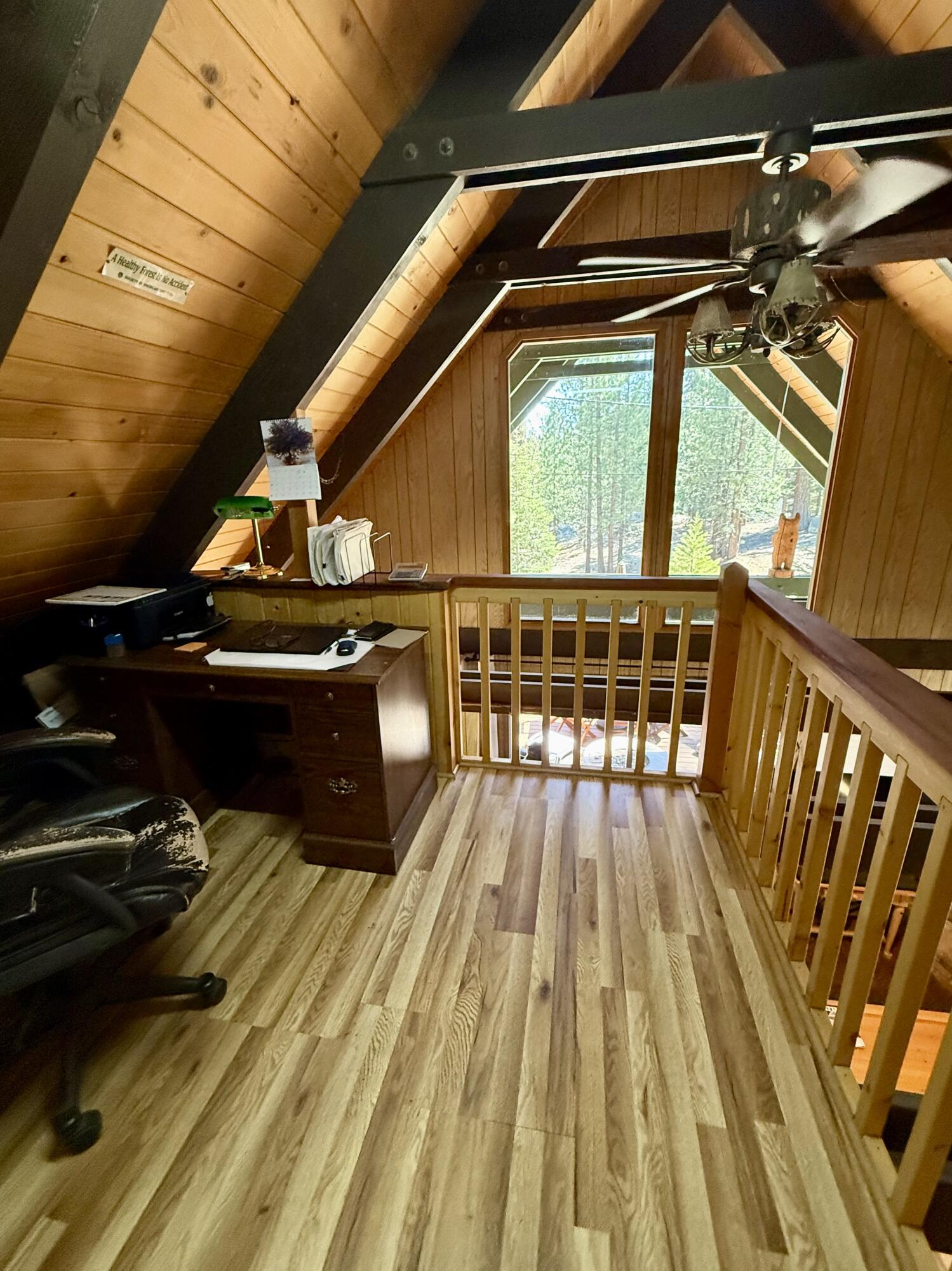 57603 Crest Drive Springville, CA 93265 - Photo 17 of 44 Office or studio space upstairs