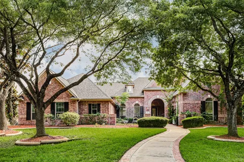 $900,000 | 1110 Lake Grayson Drive, Katy, TX 77494