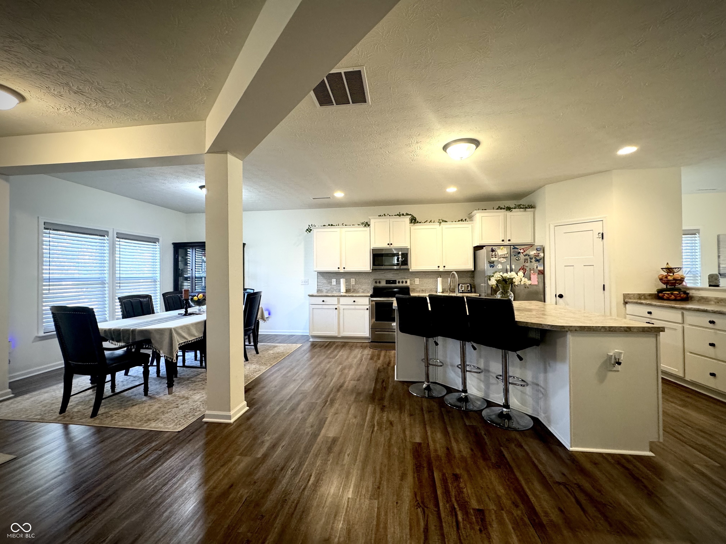 7235 Wilshire Way Avon, IN 46123 - Photo 10 of 26