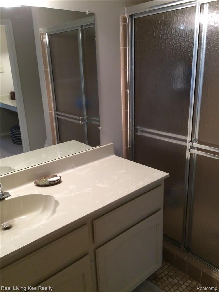 3280 Summit Ridge Drive Rochester, MI 48306 - Photo 25 of 39 IMG_0254.JPG