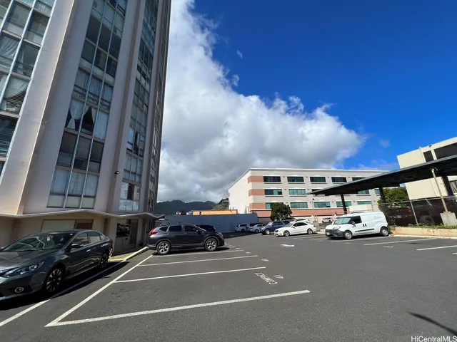 $1,600 | 1139 9th Avenue, Unit C107, Honolulu, HI 96816