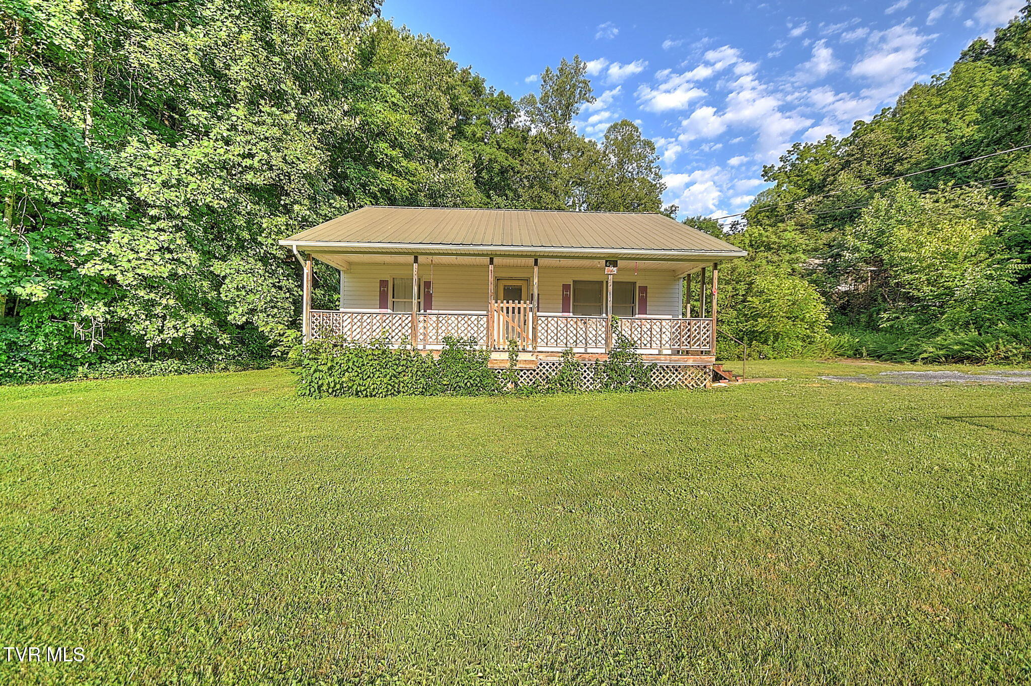 655 Wadlow Gap Road Kingsport, TN 37660 - Photo 8 of 66 3-web-or-mls-655 Wadalow Gap DP-4