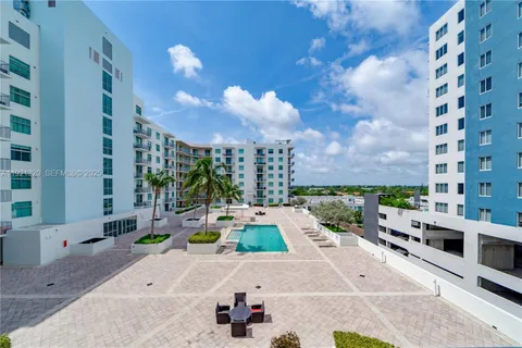 $325,000 | 140 South Dixie Highway, Unit 602, Hollywood, FL 33020
