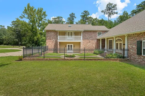 $805,000 | 605 Old Landing Road, Covington, LA 70433