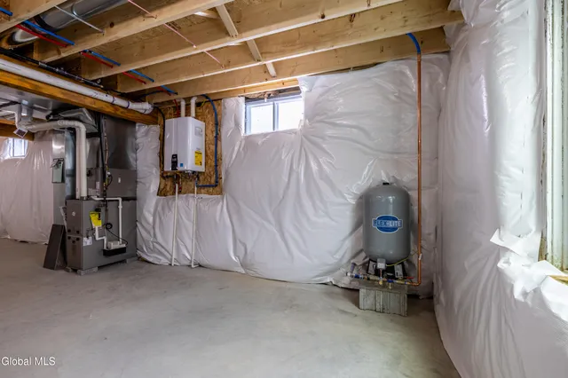 $479,990 | 392 Depot Road, Duanesburg, NY 12056