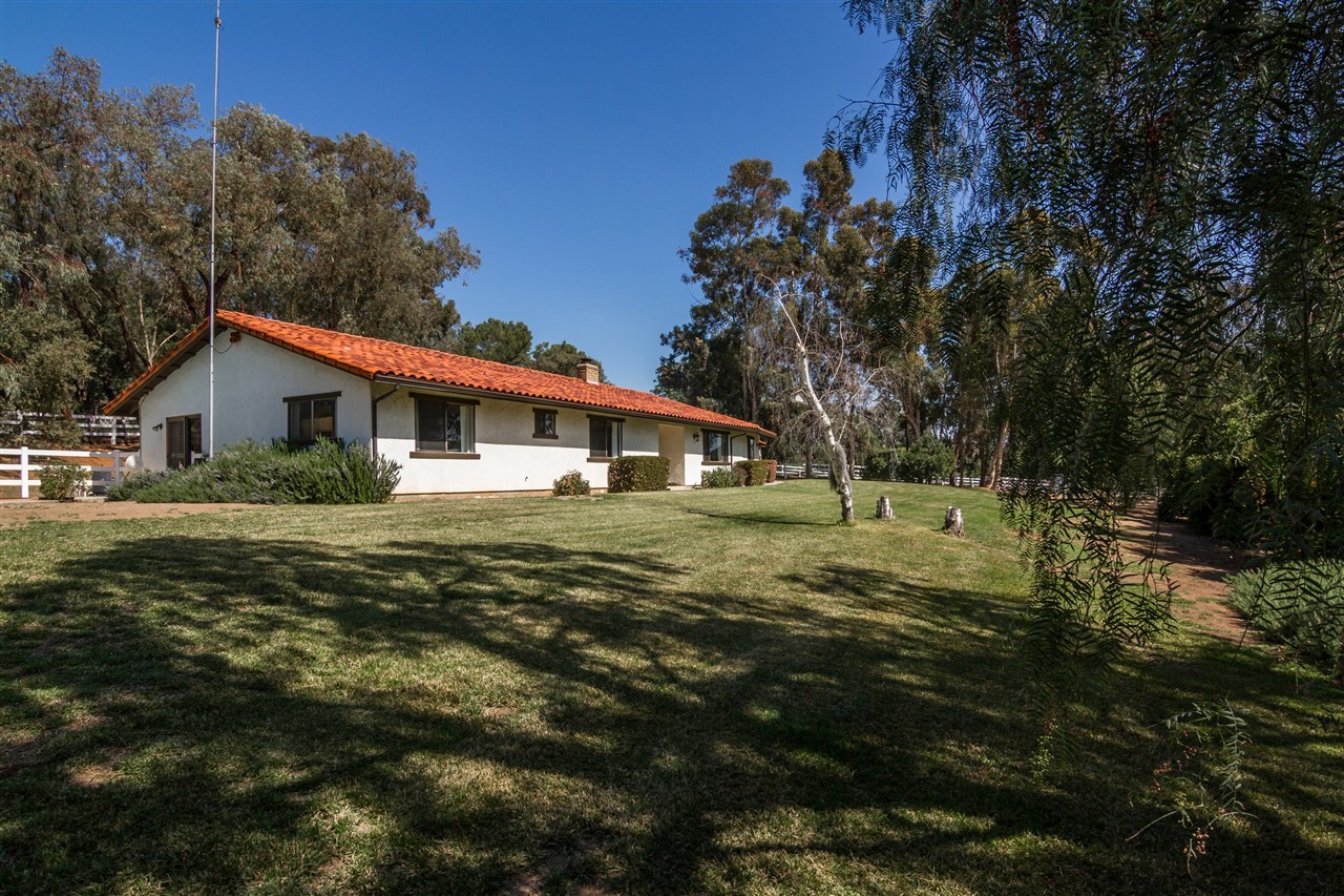 30964 Cole Grade Road Valley Center, CA 92082 - Photo 14 of 25