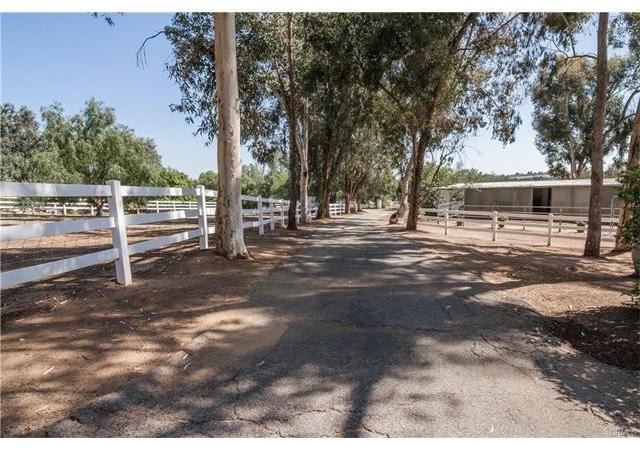 30964 Cole Grade Road Valley Center, CA 92082 - Photo 20 of 25