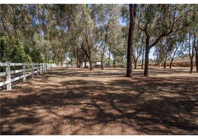 30964 Cole Grade Road Valley Center, CA 92082 - Photo 3 of 25