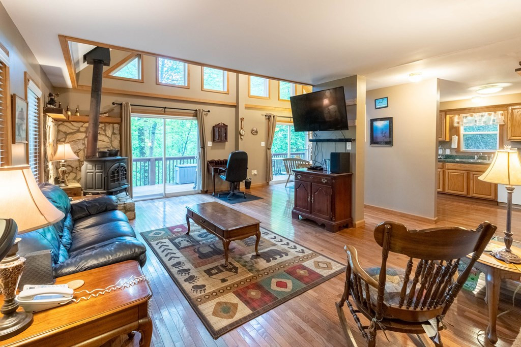 196 Meadow Road Bryson City, NC 28713 - Photo 9 of 39 Gallery Image 9