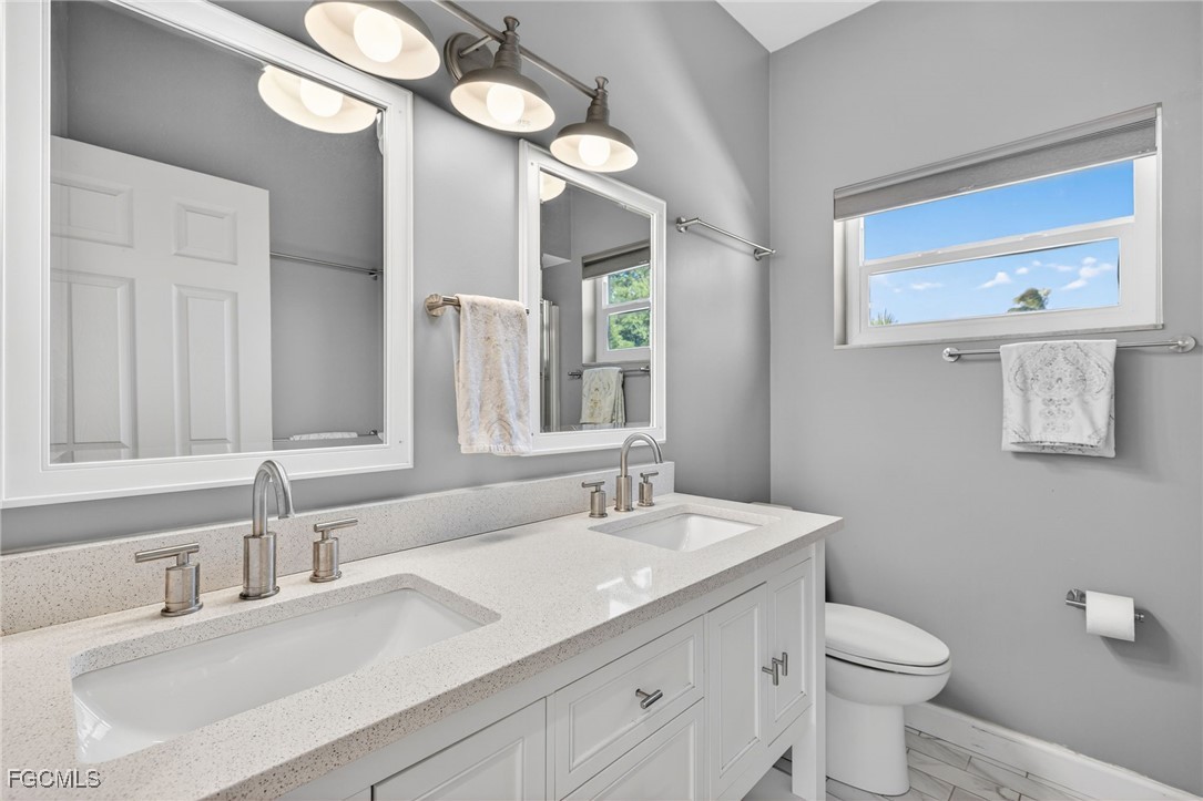 495 East Lake Road Sanibel, FL 33957 - Photo 19 of 36