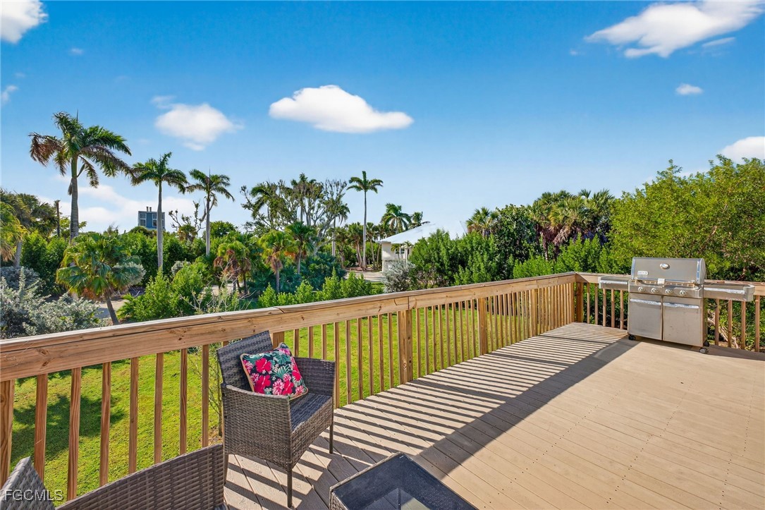 495 East Lake Road Sanibel, FL 33957 - Photo 8 of 36