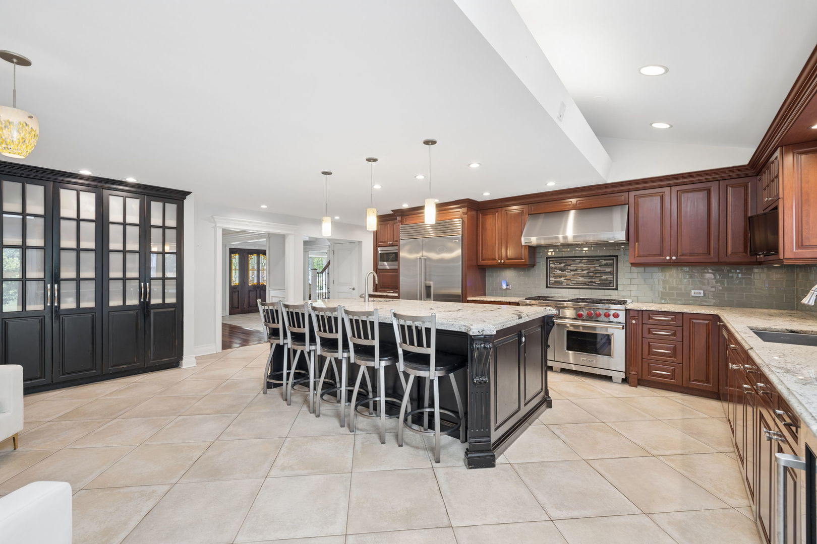 8425 Charleston Drive Burr Ridge, IL 60527 - Photo 16 of 61