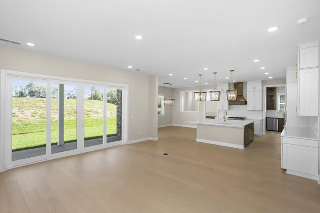 $1,109,990 | 5957 Hunt Vly Drive, Spring Hill, TN 37174