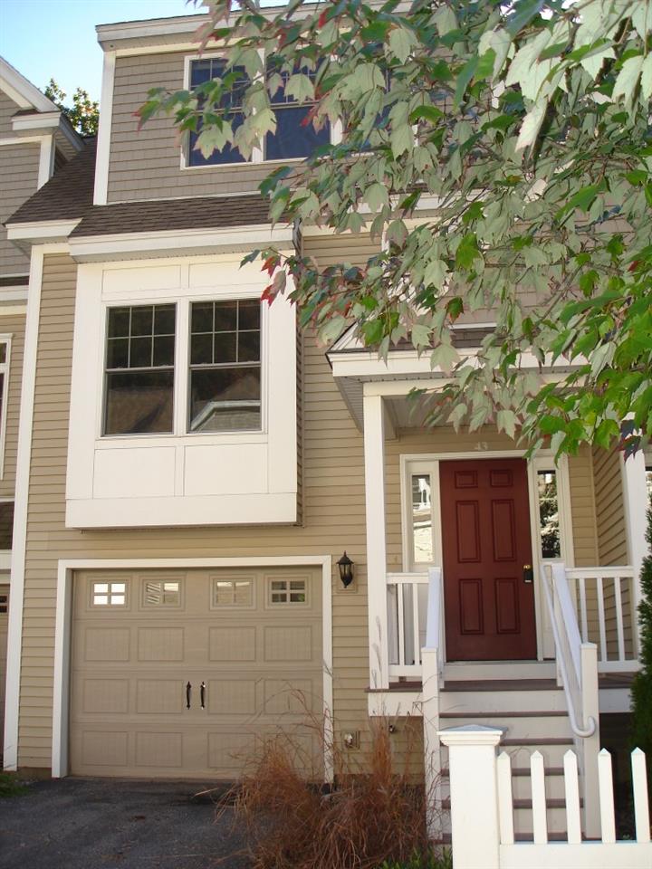 43 Hackett Hill Road, Unit 31 Manchester, NH 03102 - Photo 1 of 14