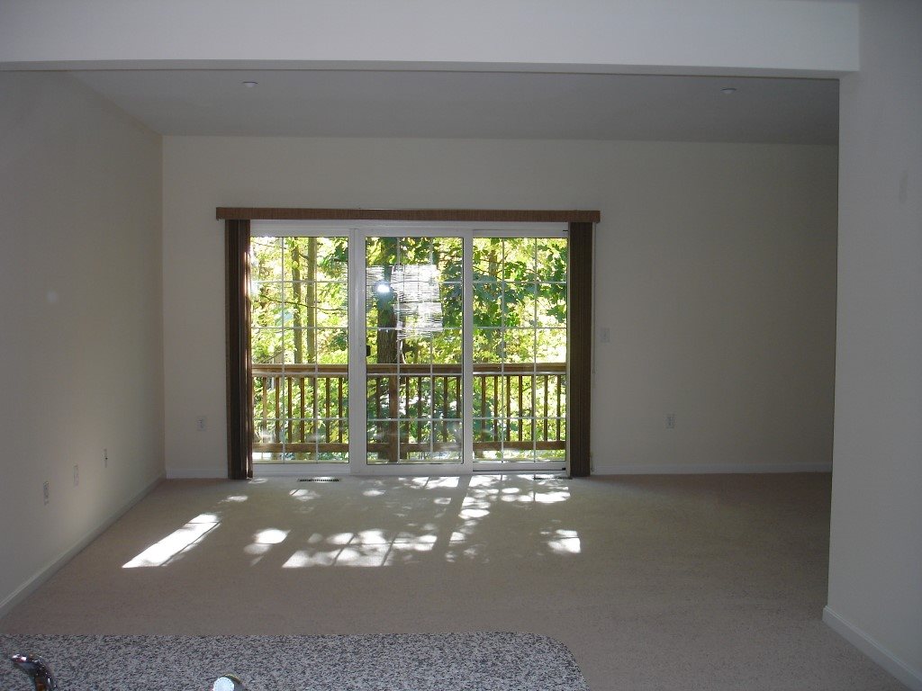 43 Hackett Hill Road, Unit 31 Manchester, NH 03102 - Photo 6 of 14