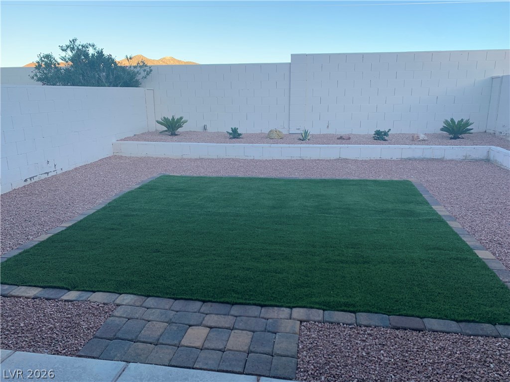 696 Freedom Lane, Unit B Boulder City, NV 89005 - Photo 14 of 41