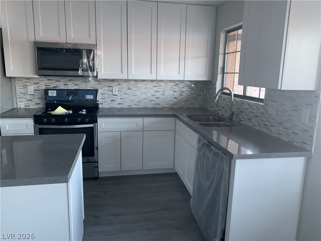 696 Freedom Lane, Unit B Boulder City, NV 89005 - Photo 16 of 41