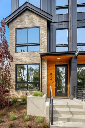 $949,000 | 972 Northwest 54th Street, Seattle, WA 98107