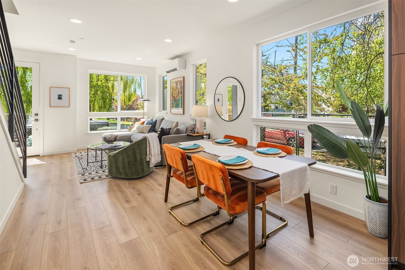 972 Northwest 54th Street Seattle, WA 98107 - Photo 9 of 32