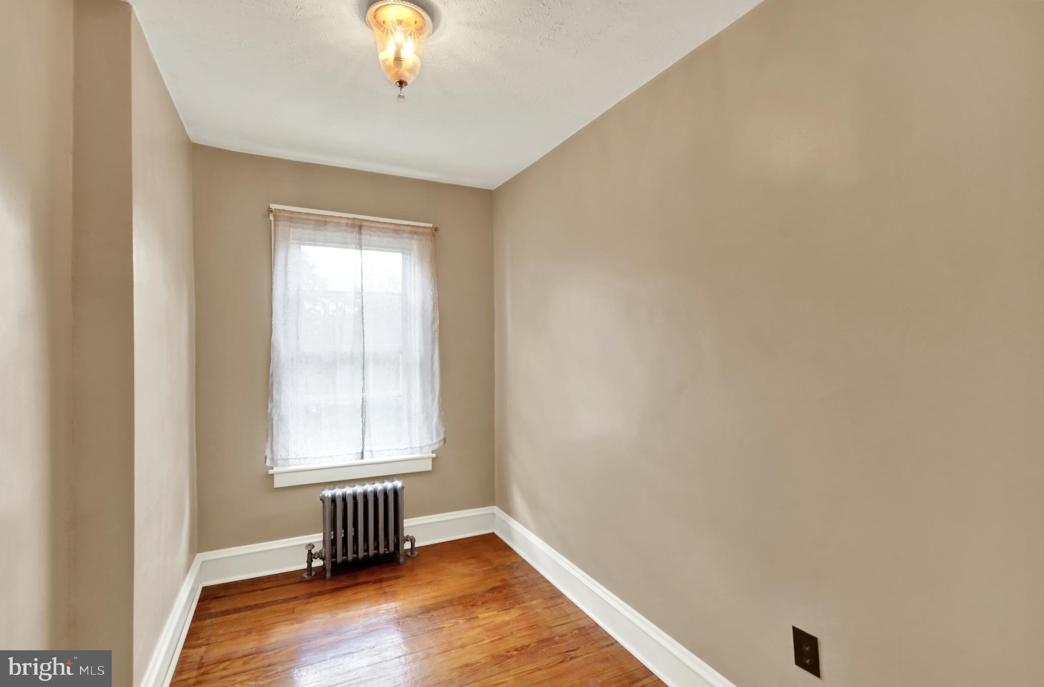 519 Friedensburg Road Reading, PA 19606 - Photo 31 of 47 a view of an empty room with a window