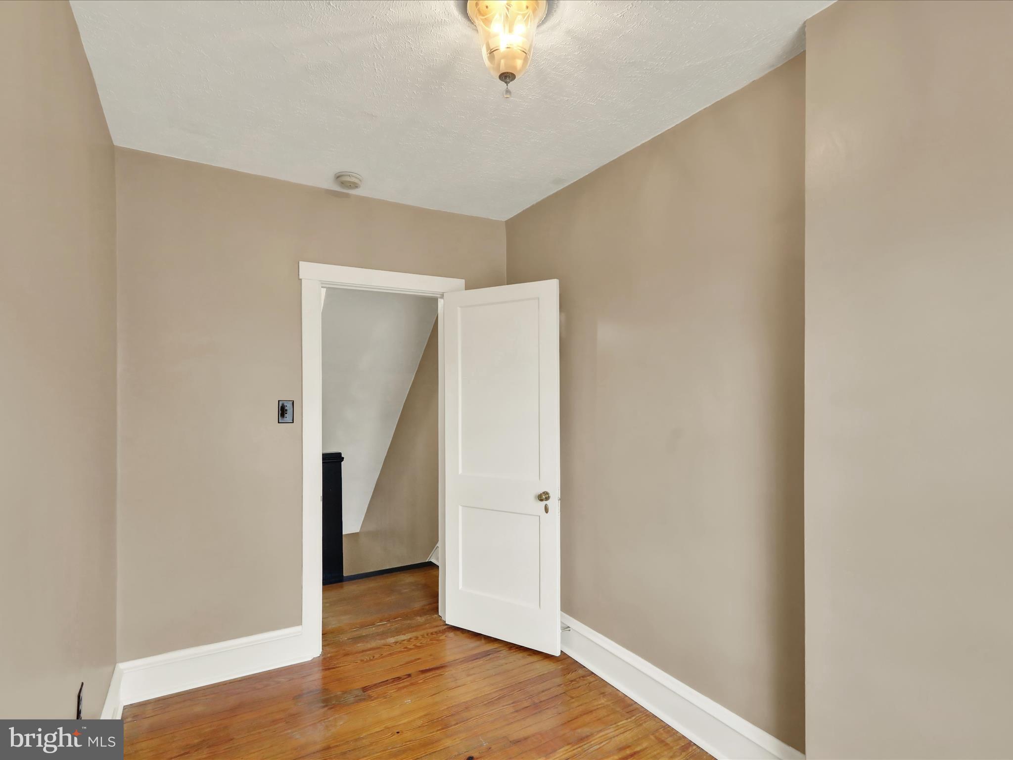 519 Friedensburg Road Reading, PA 19606 - Photo 33 of 47 Bedroom 3