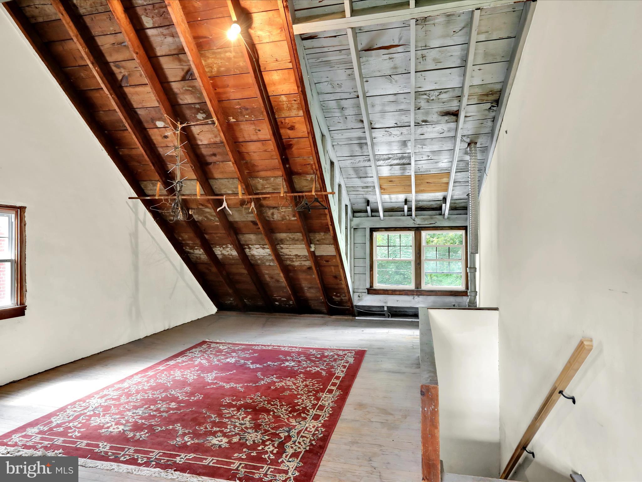 519 Friedensburg Road Reading, PA 19606 - Photo 39 of 47 a view of entryway with an window