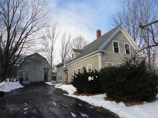 157-159 Fitchburg Road Townsend, MA 01469 - Photo 1 of 4 a house view with a outdoor space