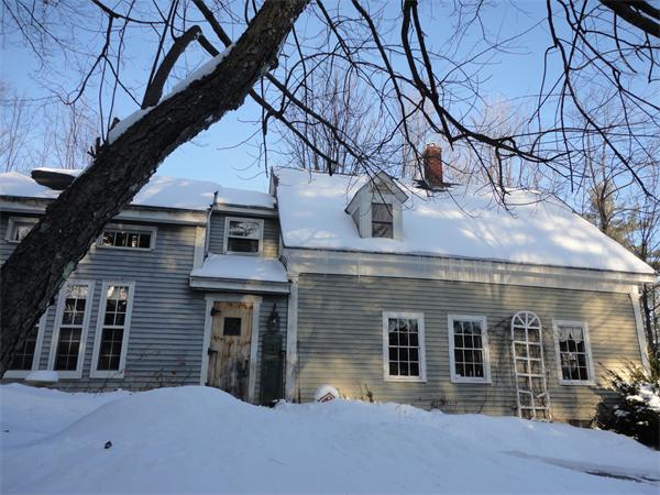 157-159 Fitchburg Road Townsend, MA 01469 - Photo 3 of 4 front view of a house