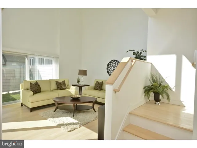 $4,850 | 11 Greenview Avenue, Princeton, NJ 08542